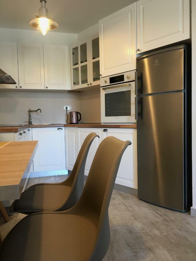 Holly Apartman Умаг Екстериор снимка